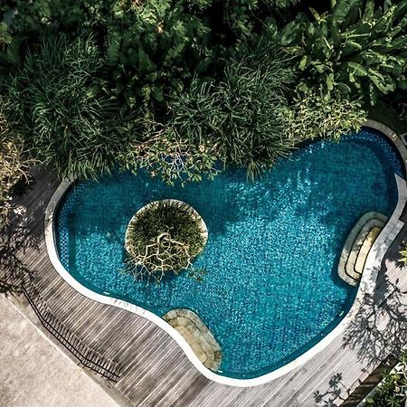 Kharista Villas & Retreat By Ekosistem Canggu  Luaran gambar